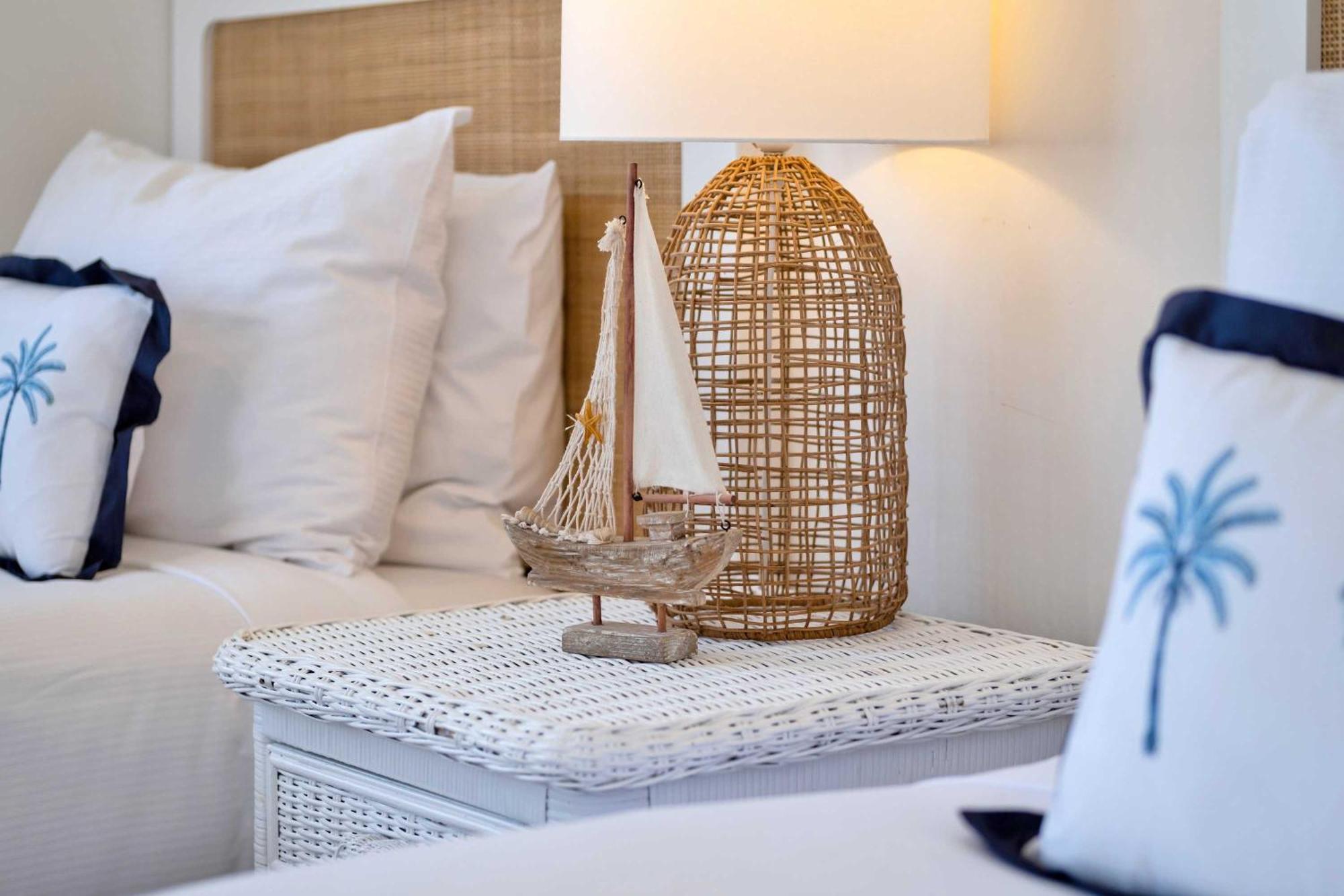 Apartment Sands Retreat Steps From *